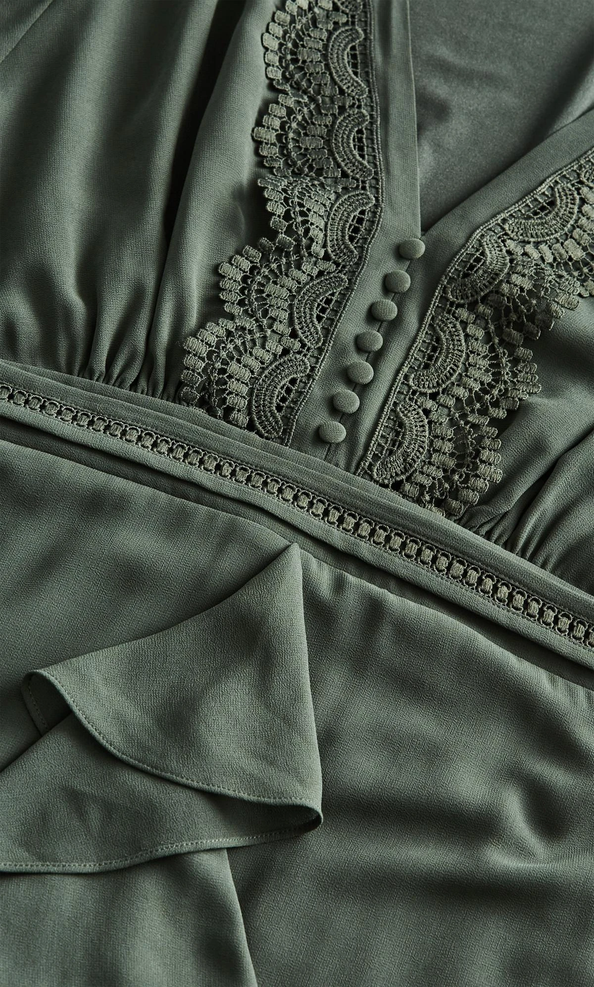 City Chic Green Ruffle & Lace Trim Mini Dress - Image 6