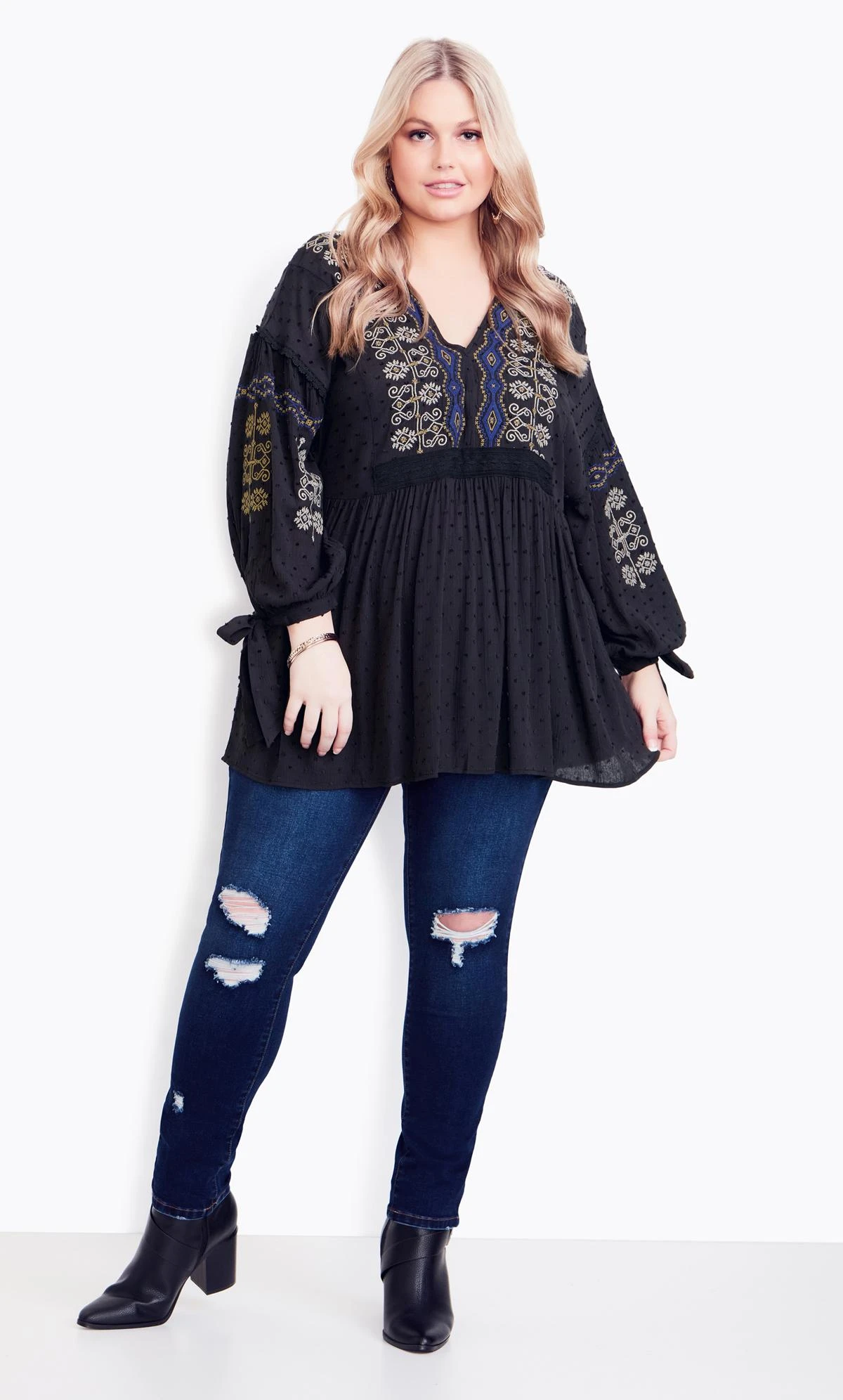 Avenue Aveology Black Phoebe Embroidered Top