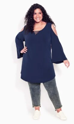 Avenue Navy Cold Shoulder 3 Bar Top