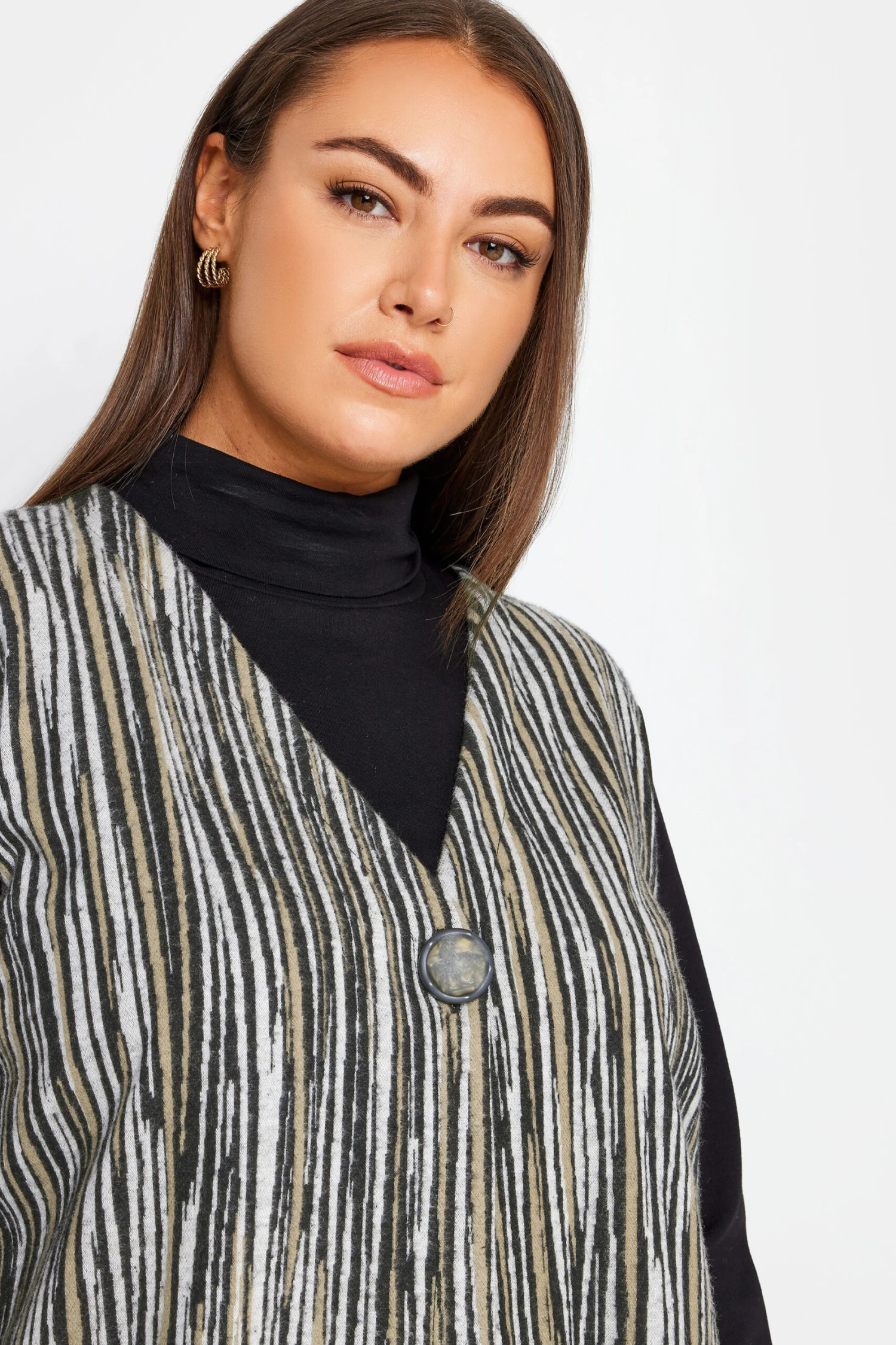 City Chic Black & Grey Abstract Print Zip Front Long Sleeve Top - Image 4
